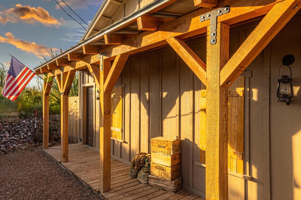 -Pet Friendly- Miners Cabin #5 -Two Double Beds - Private Balcony Tombstone Dış mekan fotoğraf